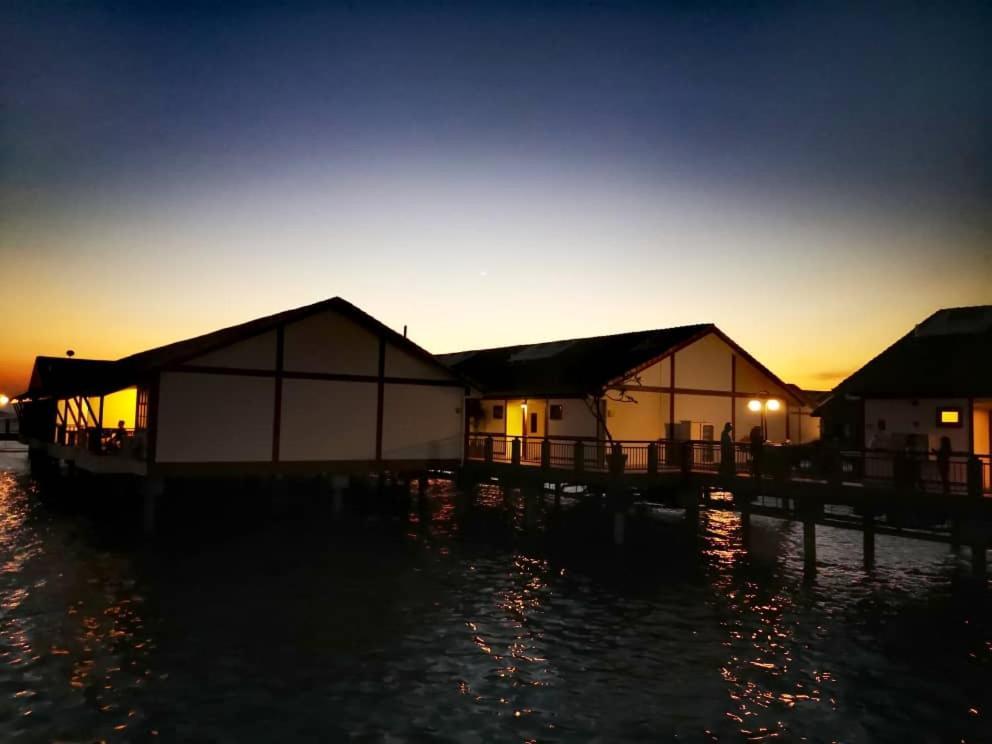 Water Chalet Port Dickson- Private Exterior photo