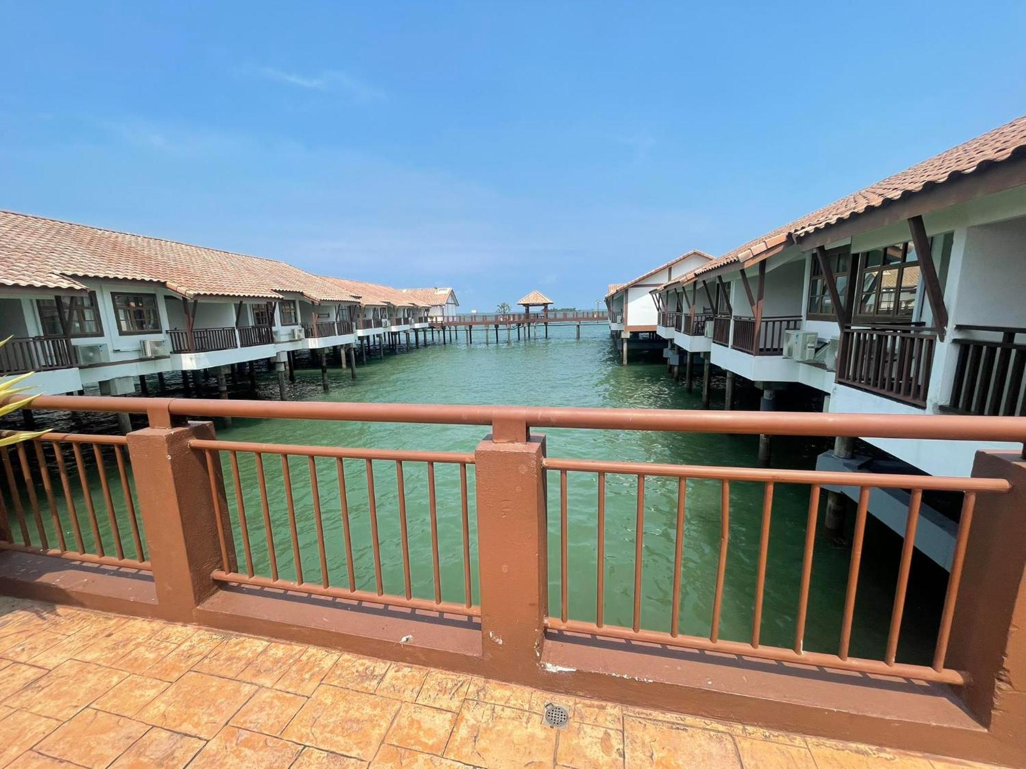 Water Chalet Port Dickson- Private Exterior photo