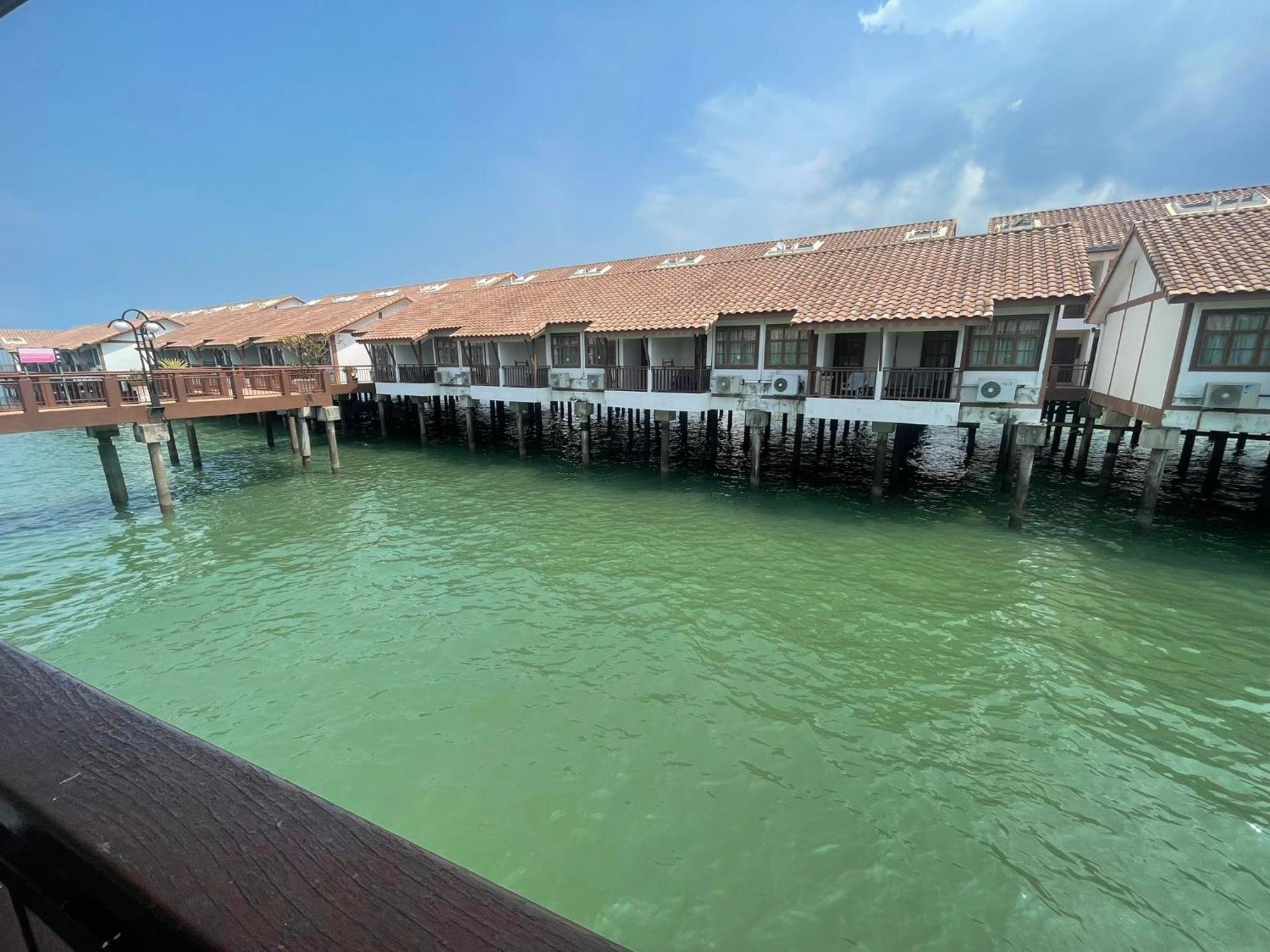 Water Chalet Port Dickson- Private Exterior photo